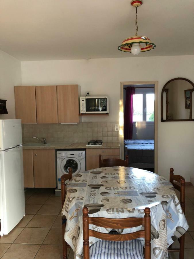 De L'olivier Apartment Saintes-Maries-de-La-Mer